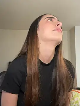 swrennn19 online show from January 20, 2025, 6:43 pm