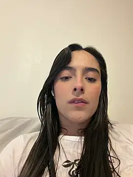 swrennn19 online show from April 11, 2026, 8:24 pm