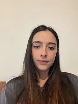 swrennn19 online show from April 18, 2026, 2:43 pm