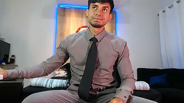 Andrew 4  online show from February 8, 2025, 2:04 am