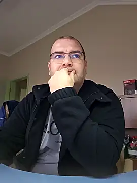 Snapshot of Andrew1900529 chatting on January 21, 2025, 12:50 pm Andrew1900529 online show from January 21, 2025, 12:50 pm