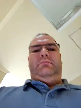 Snapshot of Andrew1900529 chatting on March 7, 2025, 10:02 am Andrew1900529 online show from March 7, 2025, 10:02 am