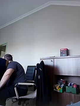 Snapshot of Andrew1900529 chatting on March 18, 2025, 1:09 pm Andrew1900529 online show from March 18, 2025, 1:09 pm