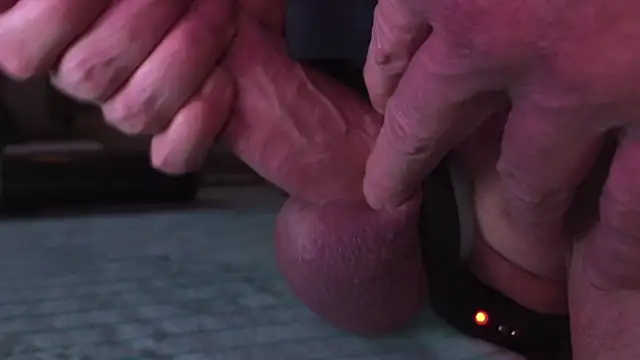 Snapshot of NylonHype chatting on January 25, 2025, 10:50 pm NylonHype online show from January 25, 2025, 10:50 pm