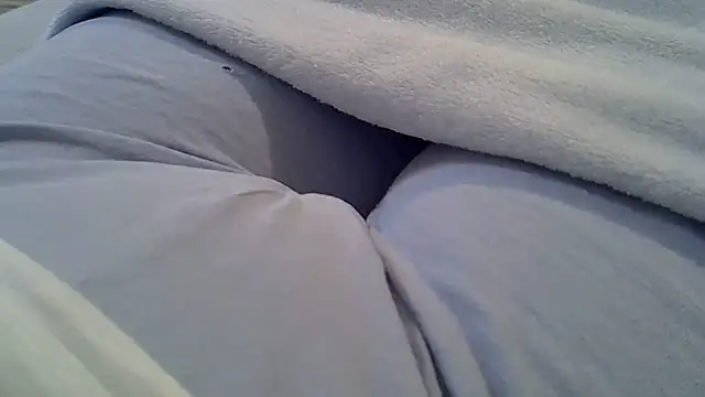 perescam online show from September 17, 2025, 2:52 pm