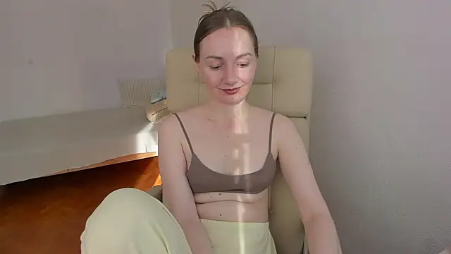 Snapshot of CandyAshley chatting on June 6, 2026, 4:06 am CandyAshley online show from June 6, 2026, 4:06 am