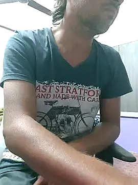 Snapshot of HotBoyOm chatting on July 6, 2026, 3:47 am HotBoyOm online show from July 6, 2026, 3:47 am