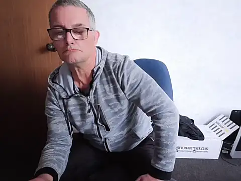 bigballnz online show from October 12, 2025, 8:19 pm