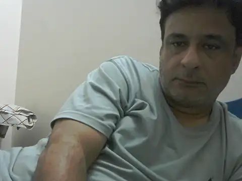 desipapaxxx online show from October 4, 2025, 4:21 am