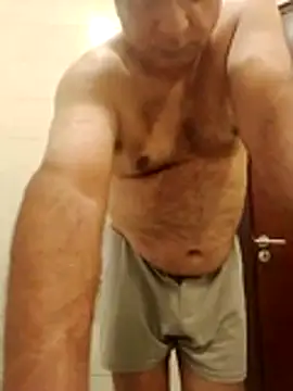 desipapaxxx online show from October 18, 2025, 9:15 pm