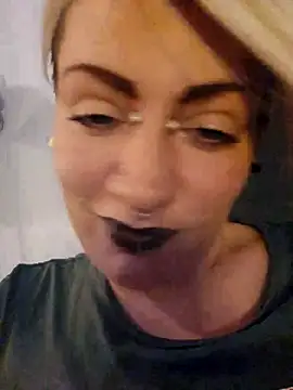 PinkTheHawk online show from September 24, 2025, 6:06 am