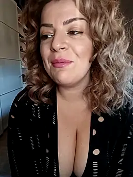 minerva  online show from November 18, 2025, 2:54 pm