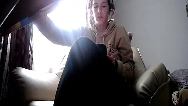 SexxyLety online show from April 18, 2026, 9:57 am