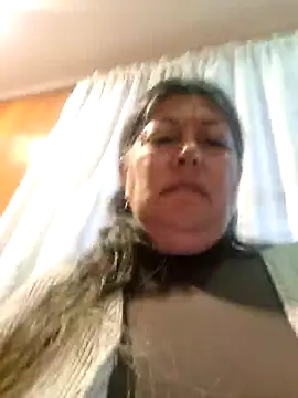 Snapshot of emma_tour chatting on December 2, 2024, 8:00 pm emma tour online show from December 2, 2024, 8:00 pm