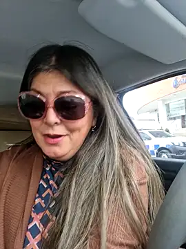 Snapshot of emma_tour chatting on December 20, 2024, 5:08 pm emma tour online show from December 20, 2024, 5:08 pm