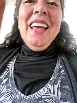 Snapshot of emma_tour chatting on February 13, 2025, 4:39 pm emma tour online show from February 13, 2025, 4:39 pm