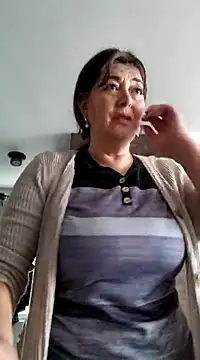 Snapshot of emma_tour chatting on February 14, 2025, 3:36 pm emma tour online show from February 14, 2025, 3:36 pm