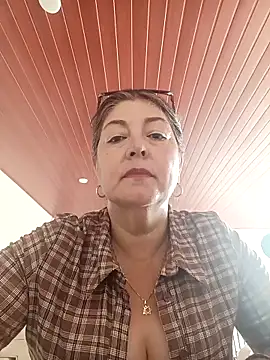 Snapshot of emma_tour chatting on September 28, 2025, 6:02 pm emma tour online show from September 28, 2025, 6:02 pm