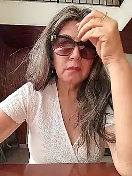 emma tour online show from April 20, 2026, 1:47 pm