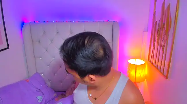 AsianZero online show from February 16, 2025, 4:42 pm