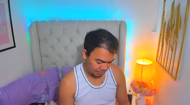 AsianZero online show from February 25, 2025, 8:19 pm