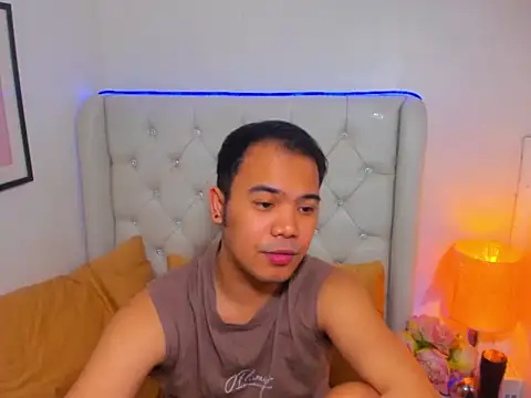 AsianZero online show from March 10, 2026, 6:46 pm