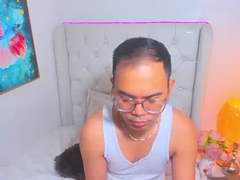 AsianZero online show from April 30, 2026, 5:36 am