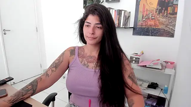 Snapshot of TaliMajesty chatting on February 25, 2025, 10:26 am TaliMajesty online show from February 25, 2025, 10:26 am