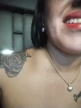 chelaqueen  online show from June 1, 2026, 6:15 am