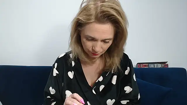 MysticCreature online show from January 14, 2026, 6:08 am