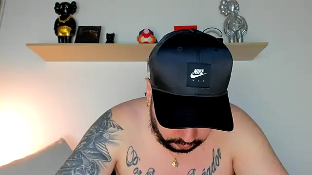 Snapshot of camilo_restrepo21 chatting on January 7, 2025, 12:24 am camilo restrepo21 online show from January 7, 2025, 12:24 am