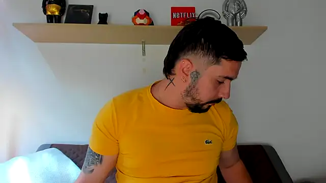 Snapshot of camilo_restrepo21 chatting on January 14, 2025, 6:38 pm camilo restrepo21 online show from January 14, 2025, 6:38 pm