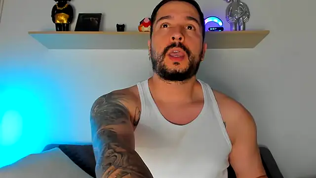 Snapshot of camilo_restrepo21 chatting on February 14, 2025, 3:00 am camilo restrepo21 online show from February 14, 2025, 3:00 am