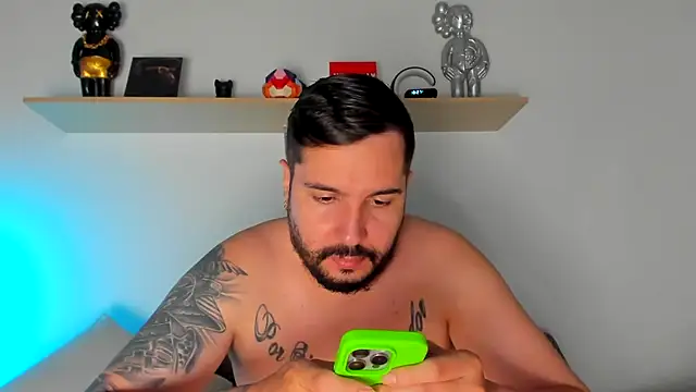 Snapshot of camilo_restrepo21 chatting on February 15, 2025, 11:25 pm camilo restrepo21 online show from February 15, 2025, 11:25 pm