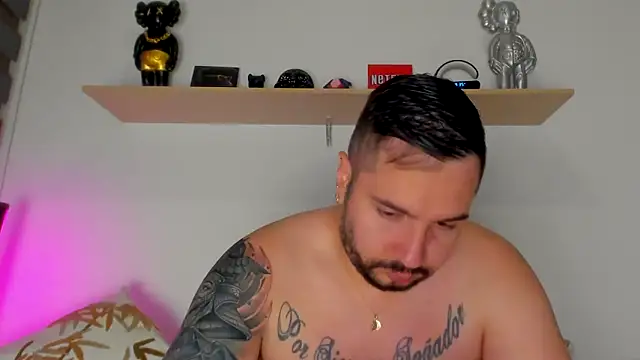 Snapshot of camilo_restrepo21 chatting on October 3, 2025, 12:29 am camilo restrepo21 online show from October 3, 2025, 12:29 am