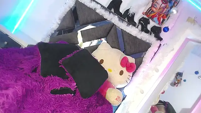 Snapshot of Salo_hot04 chatting on January 19, 2025, 3:39 am Salo hot04 online show from January 19, 2025, 3:39 am