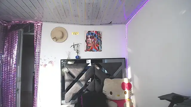 Snapshot of Salo_hot04 chatting on March 22, 2025, 9:53 pm Salo hot04 online show from March 22, 2025, 9:53 pm