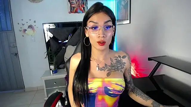 Snapshot of Salo_hot04 chatting on November 5, 2025, 10:54 pm Salo hot04 online show from November 5, 2025, 10:54 pm