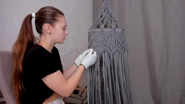 why again me online show from March 5, 2025, 9:26 pm