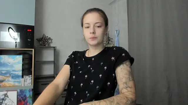 why again me online show from December 21, 2025, 7:32 pm