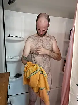 Cooking Cristal online show from November 3, 2025, 8:10 pm