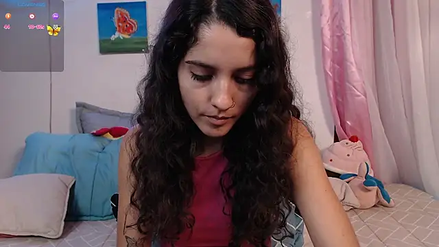 lailypink online show from December 28, 2024, 3:37 pm