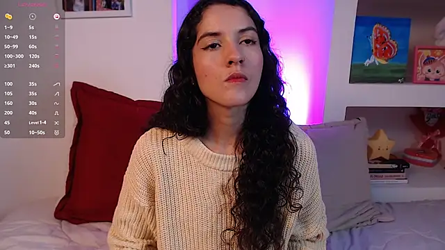 lailypink online show from November 30, 2025, 4:44 pm