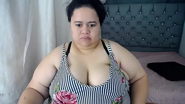 hotlesby4uxxx online show from December 16, 2024, 1:54 pm