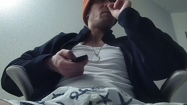 SebastianReiss online show from April 10, 2026, 4:39 am