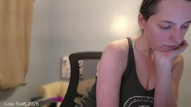 LeiaSwift online show from February 22, 2026, 1:07 am