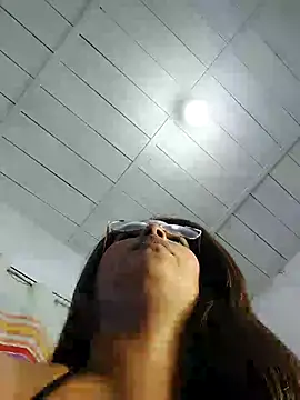 Snapshot of missmelissa_ chatting on March 12, 2025, 3:35 am missmelissa  online show from March 12, 2025, 3:35 am