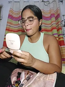 Snapshot of missmelissa_ chatting on October 23, 2025, 2:11 am missmelissa  online show from October 23, 2025, 2:11 am