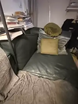 briochin online show from October 17, 2025, 8:17 am