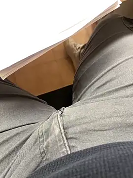 Simoking89 online show from March 4, 2025, 8:57 am